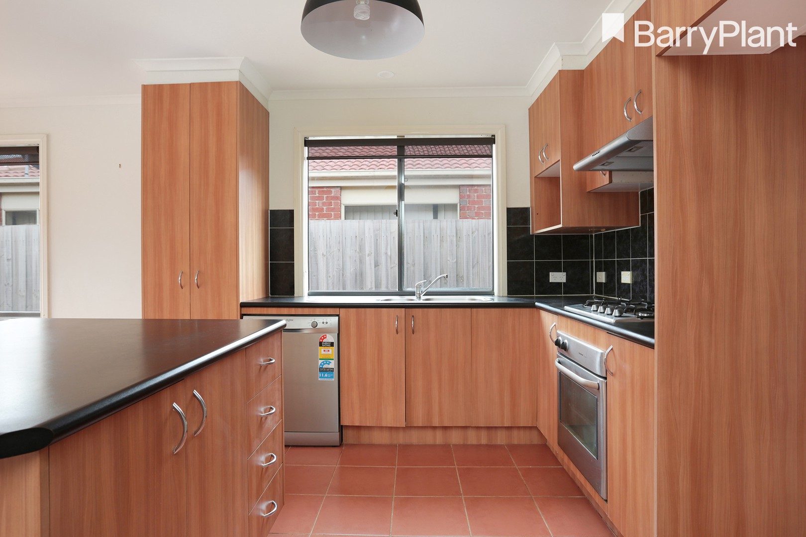 5 Annandale Mews, Point Cook, VIC 3030 - Thumbnail 2 - 20/03/2019