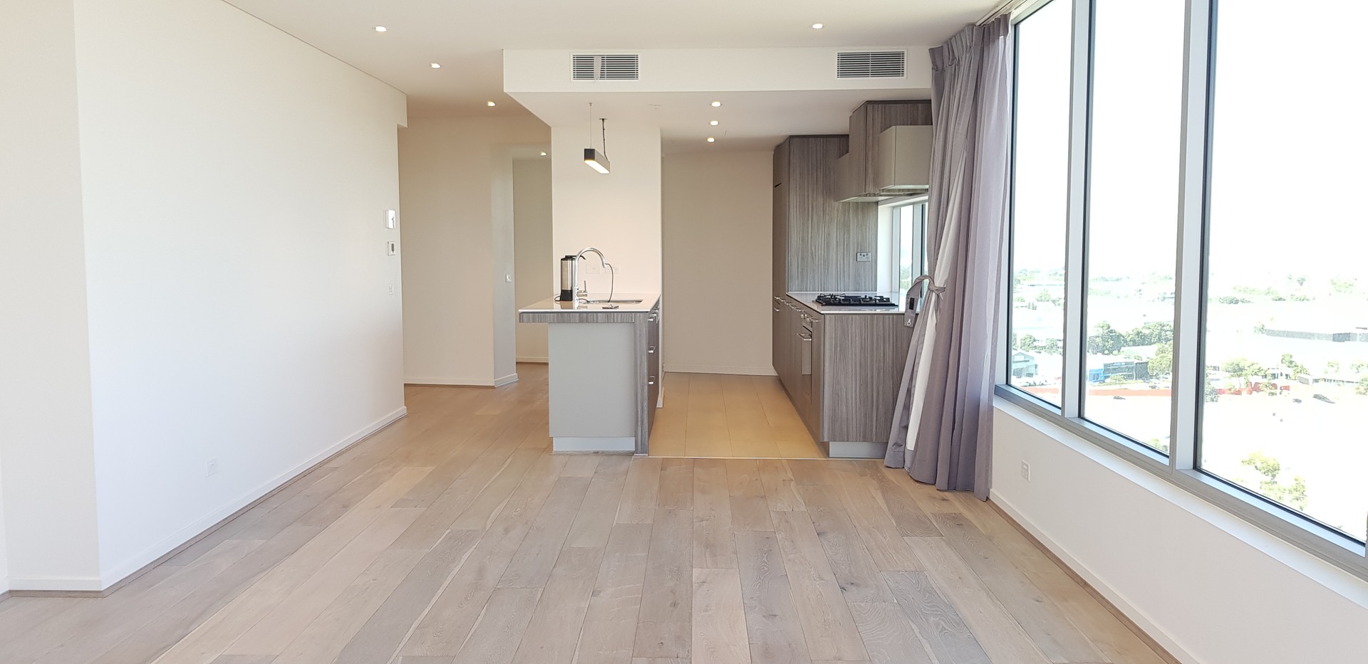 1901/81 South Wharf Drive, Docklands, VIC 3008 - Thumbnail 2 - 25/03/2019