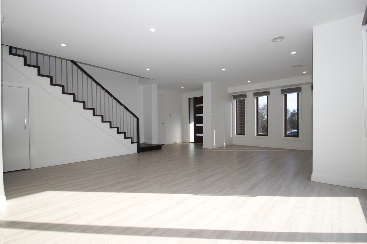 1/42 Windsor Avenue, Mount Waverley, VIC 3149 - Thumbnail 1 - 02/04/2019