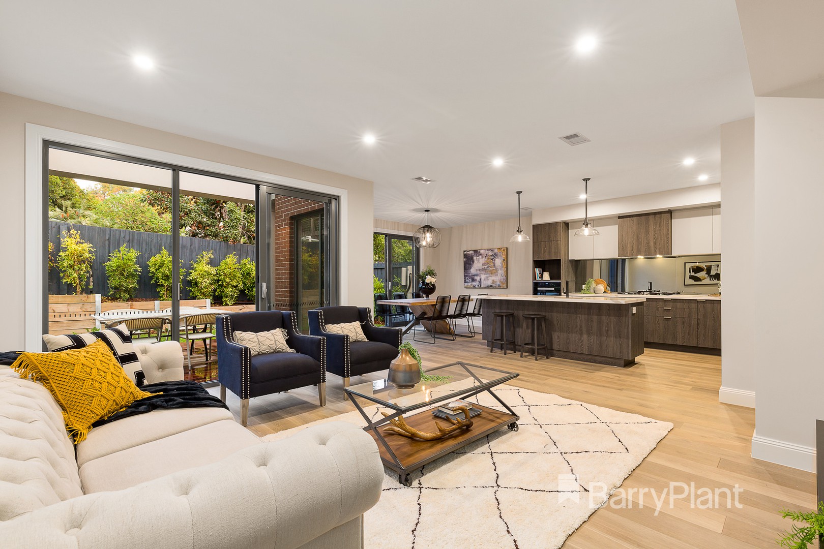 3/28 Thomas Street, Camberwell, VIC 3124 - Thumbnail 2 - 12/04/2019