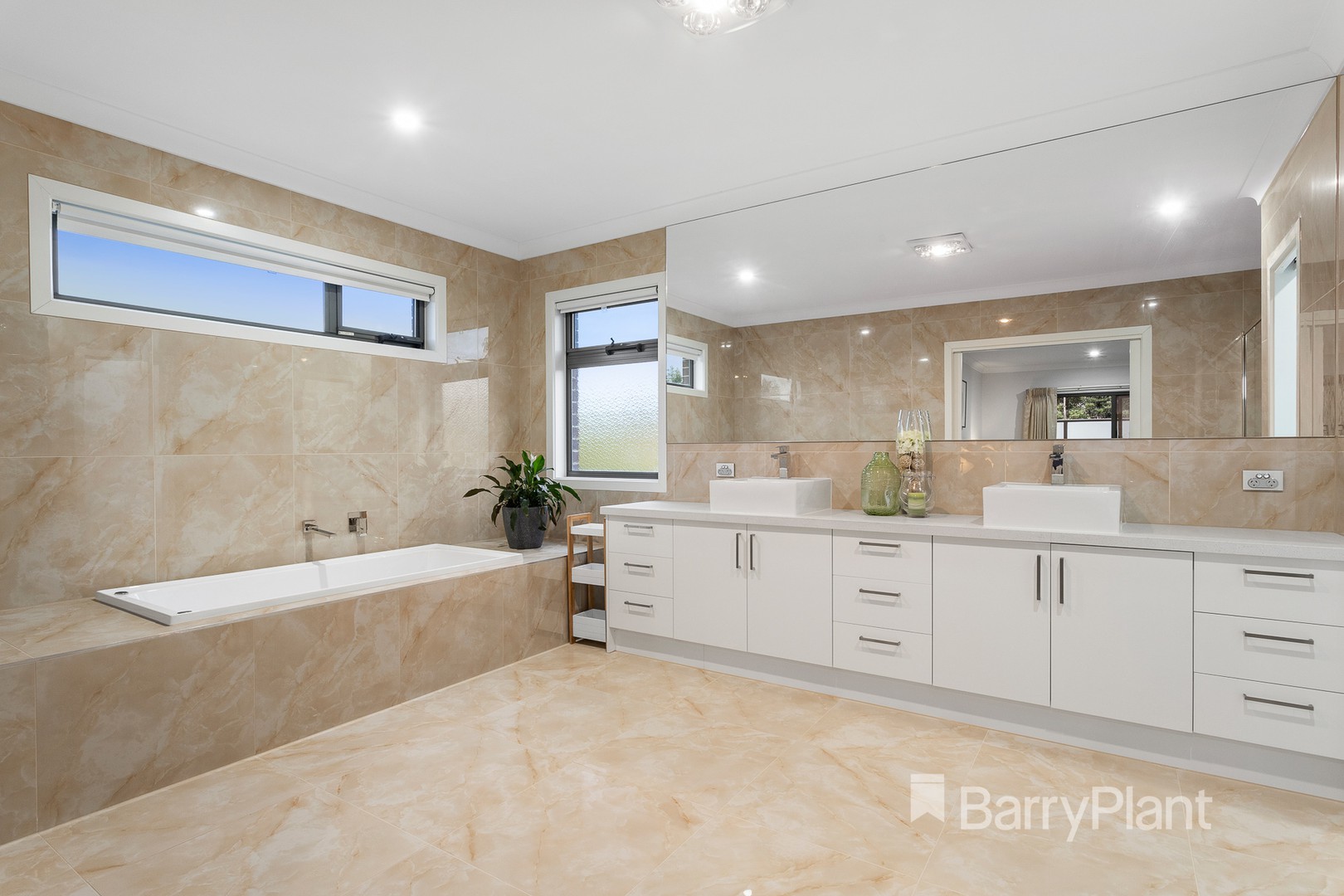44 Heathfield RiseBox Hill North, VIC 3129, Box Hill North - Thumbnail 6