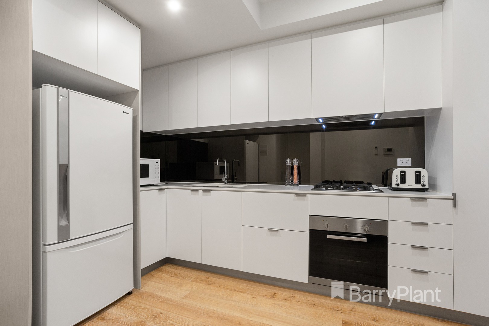 102/83 Tram RoadDoncaster, VIC 3108, Doncaster - Thumbnail 4