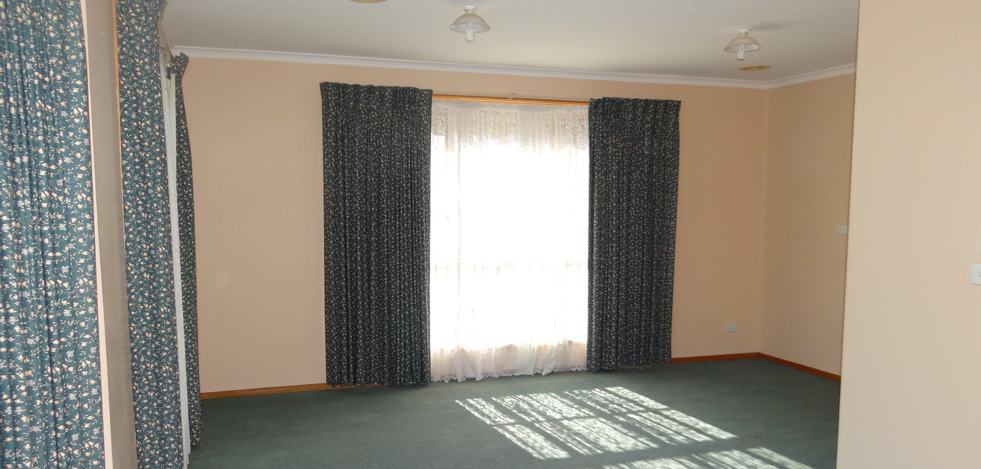 1/5 Cernan Court, Whittington, VIC 3219 - Thumbnail 2 - 15/04/2019