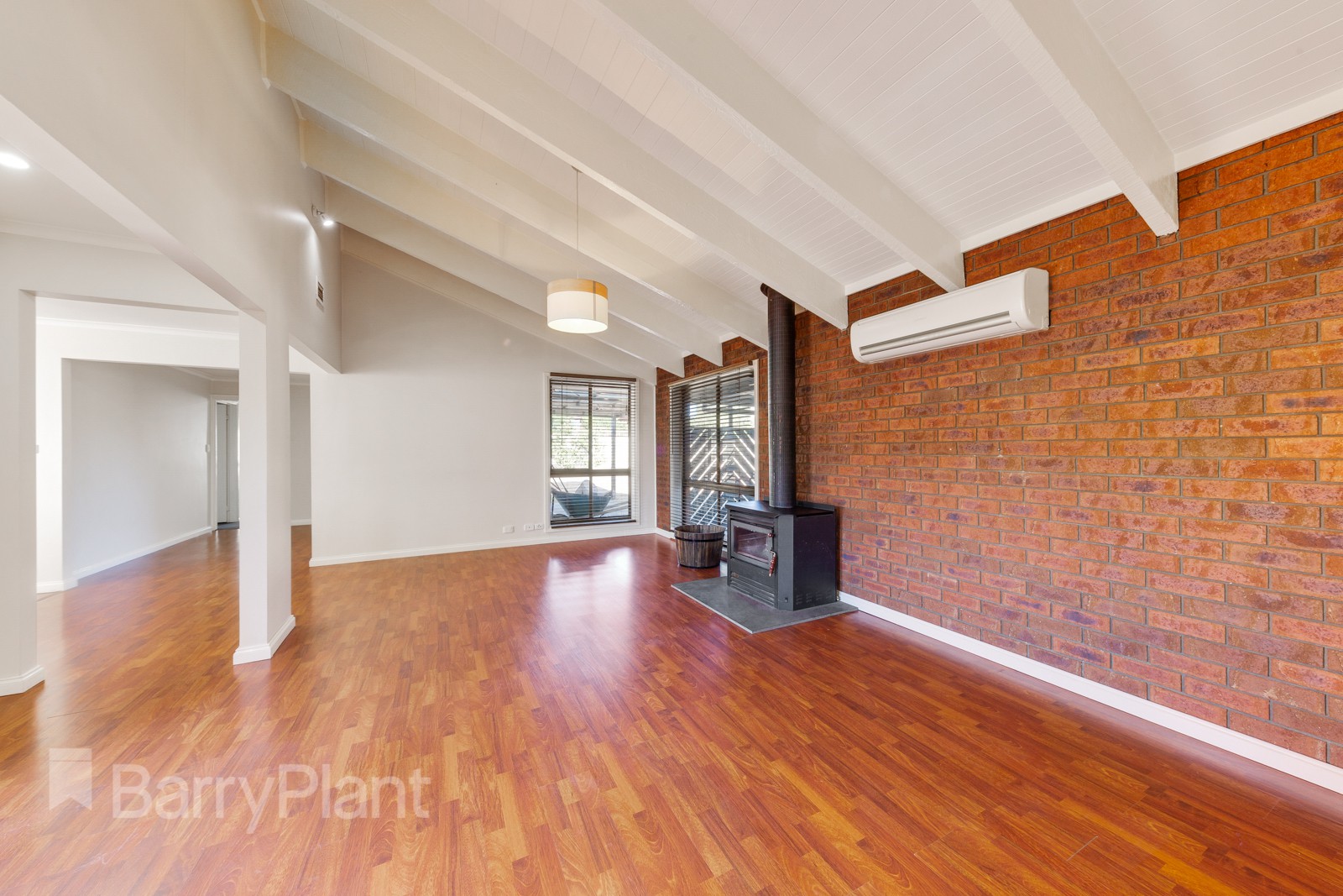 17 Willandra Court, Taylors Lakes, VIC 3038 - Thumbnail 1 - 15/04/2019