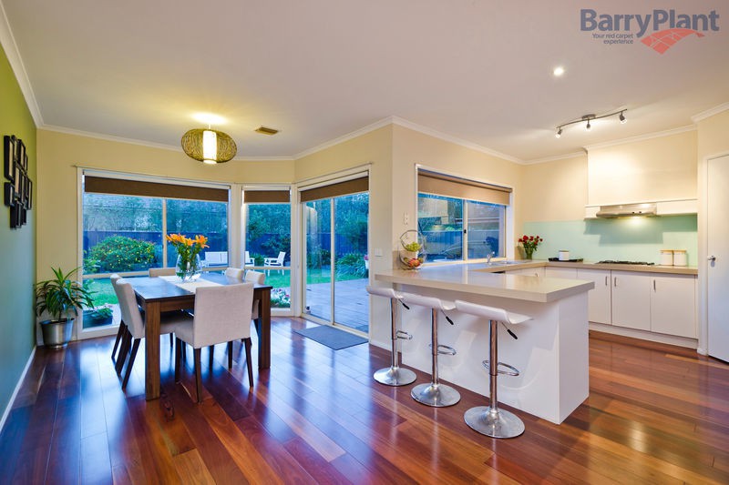 16 South Shore Avenue, Point Cook, VIC 3030 - Thumbnail 1 - 15/04/2019