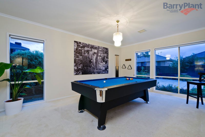 16 South Shore Avenue, Point Cook, VIC 3030 - Thumbnail 2 - 15/04/2019