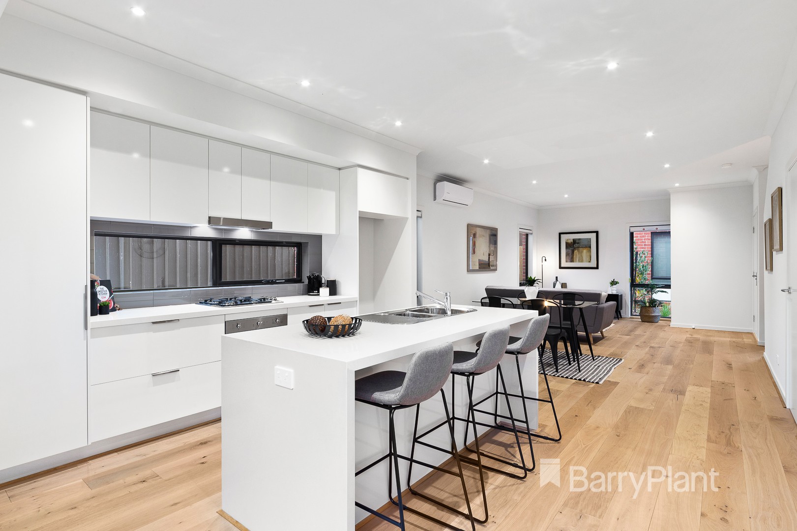 7/76 Collins Street, Mentone, VIC 3194 - Thumbnail 2 - 18/04/2019