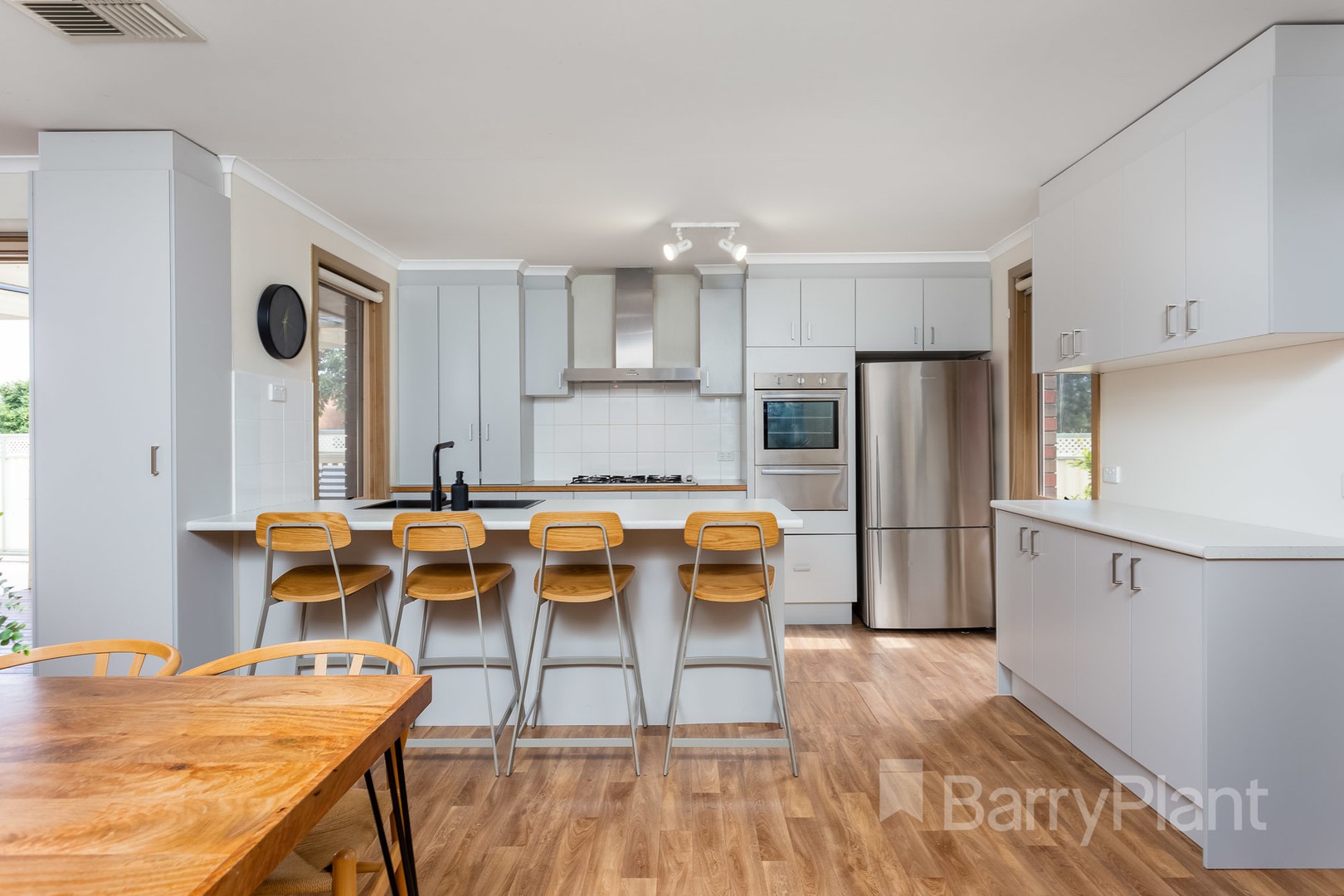 4 Seabrook Boulevard, Seabrook, VIC 3028 - Thumbnail 2 - 02/05/2019