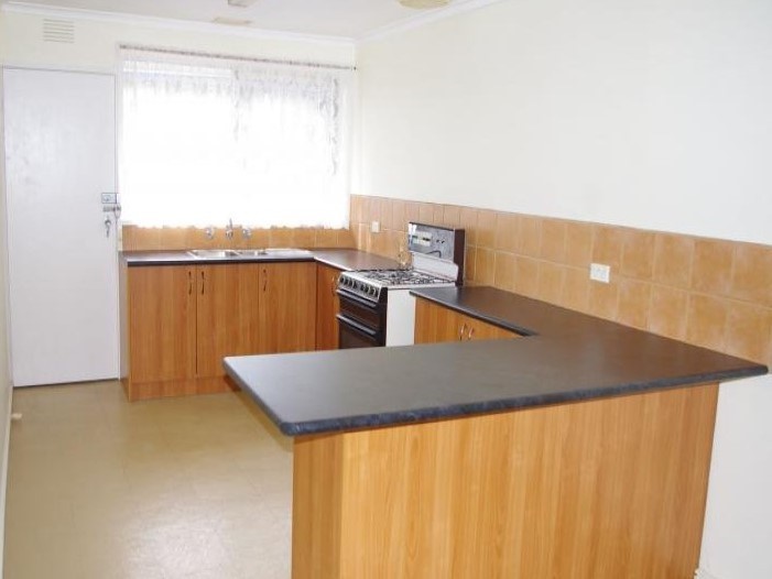 4/7 Wakool Avenue, Mentone, VIC 3194 - Thumbnail 2 - 03/05/2019