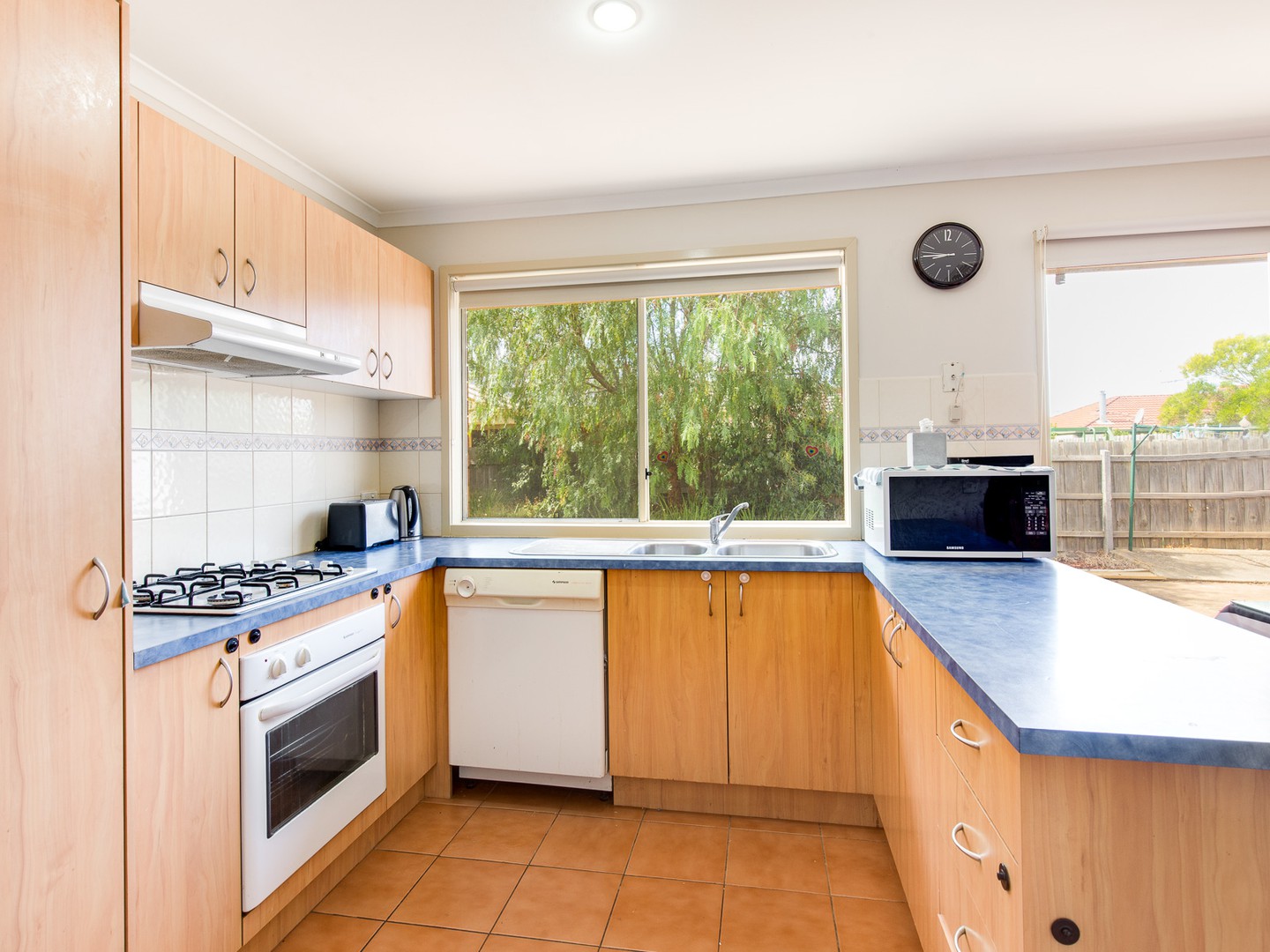 12 Toulouse Crescent, Hoppers Crossing, VIC 3029 - Thumbnail 1 - 06/05/2019