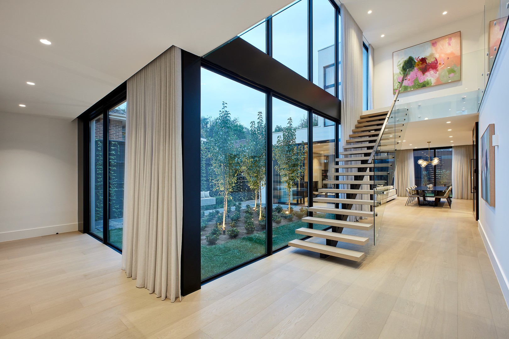 21 Hampshire Road, Doncaster, VIC 3108 - Thumbnail 2 - 08/05/2019