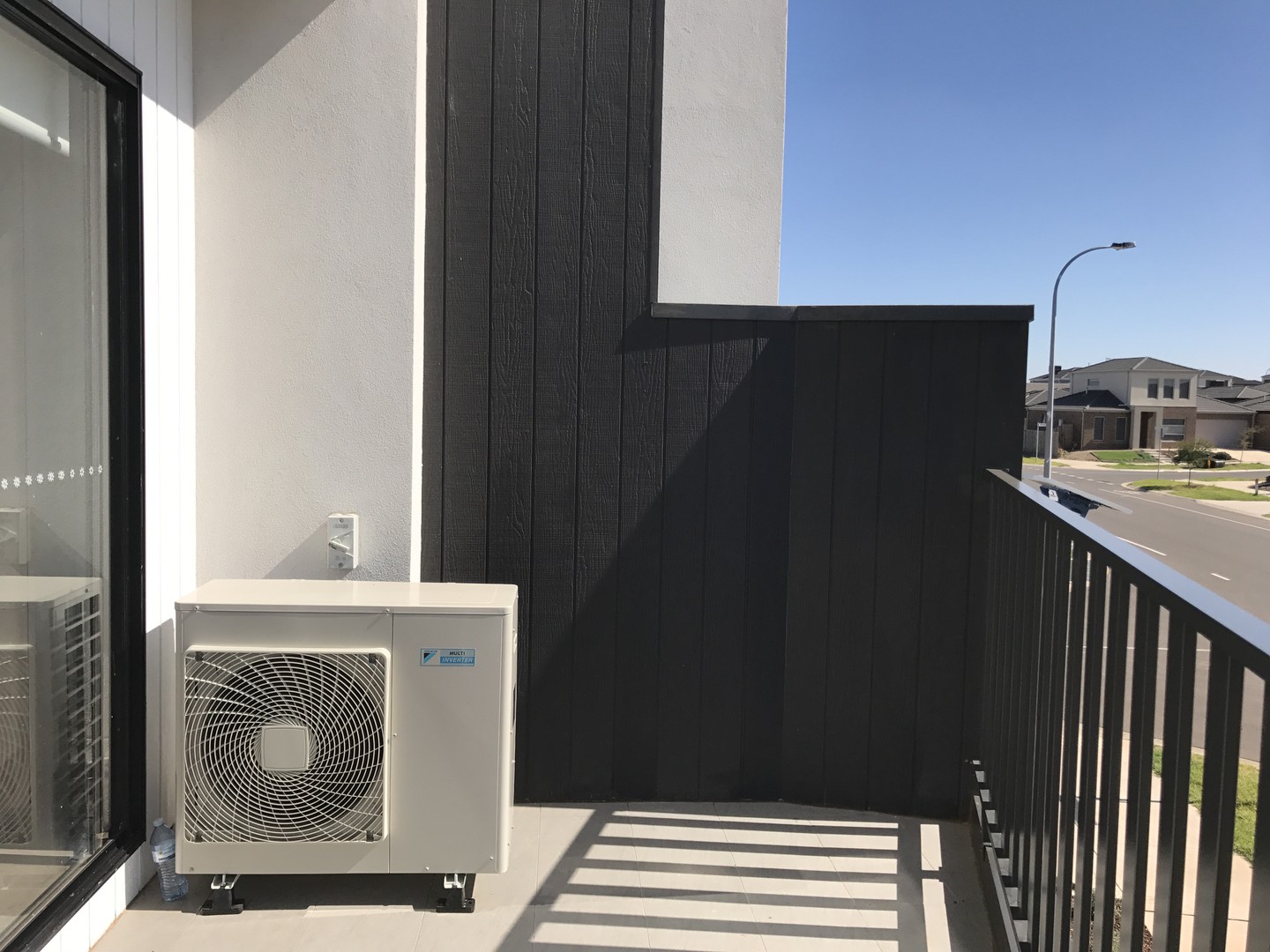 F/9 Obsidian Avenue, Tarneit, VIC 3029 - Thumbnail 1 - 17/05/2019