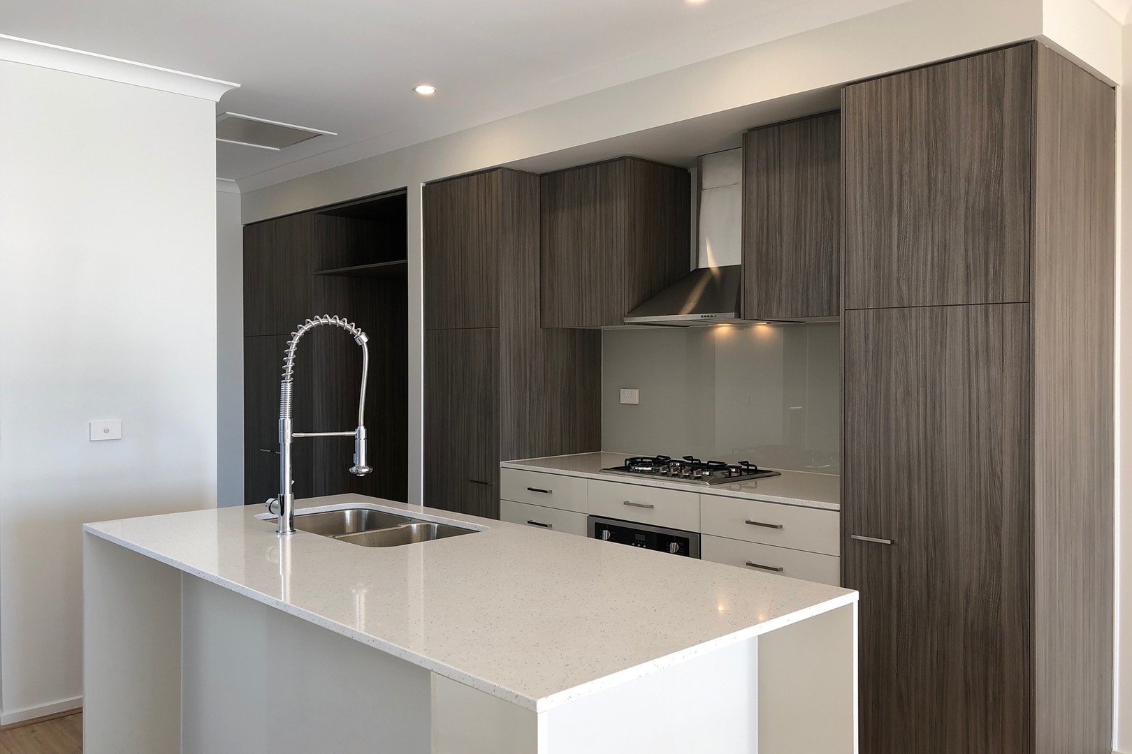 12 Mosholu Way, Point Cook, VIC 3030 - Thumbnail 1 - 17/05/2019