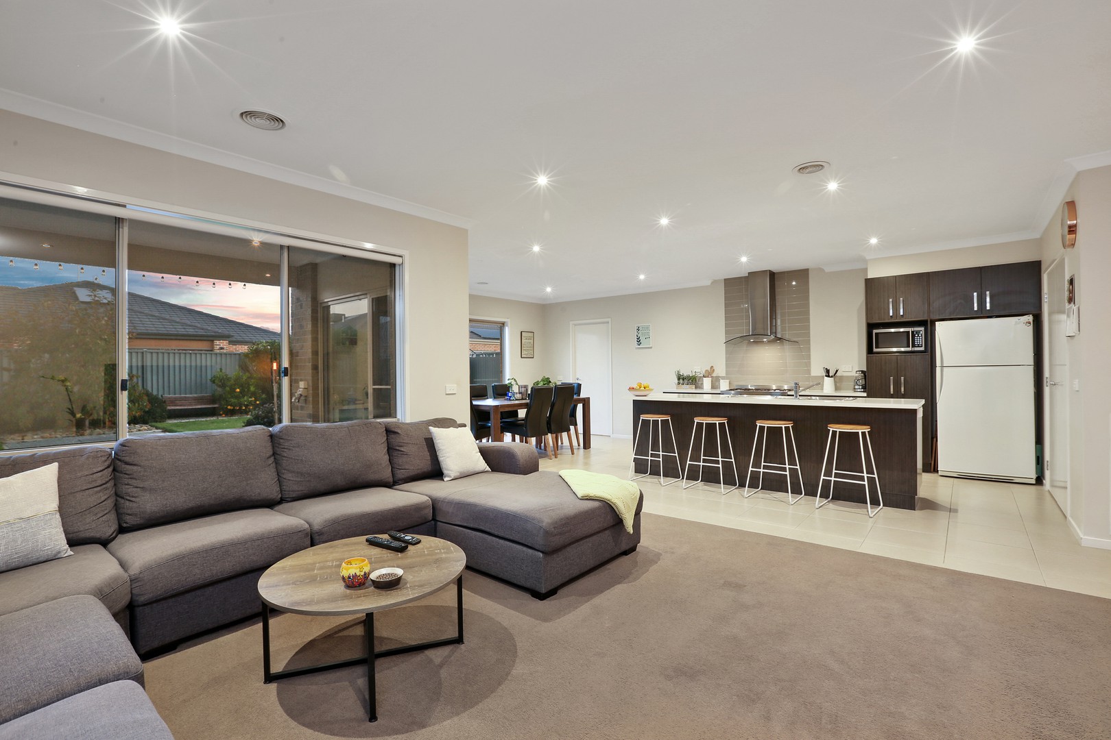 147 Buckingham Street, Lara, VIC 3212 - Thumbnail 2 - 21/05/2019