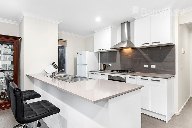 184 Alisma Boulevard, Cranbourne North, VIC 3977 - Thumbnail 2 - 27/05/2019