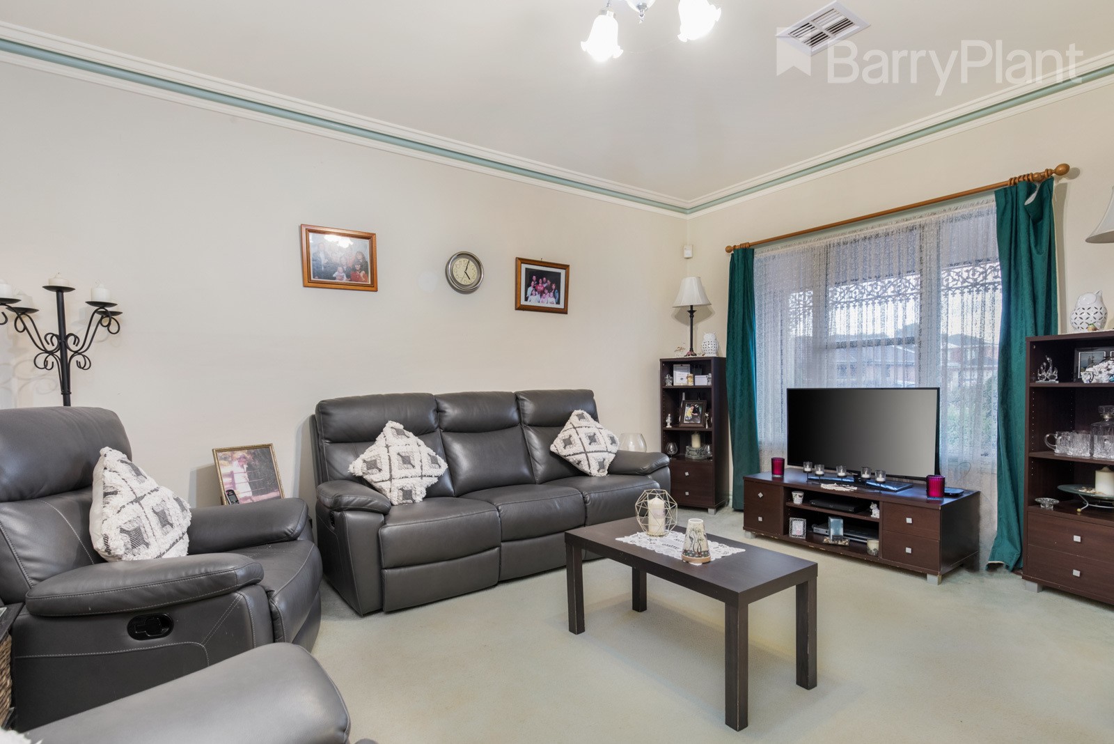 5 Mascot Court, Hoppers Crossing, VIC 3029 - Thumbnail 1 - 28/05/2019