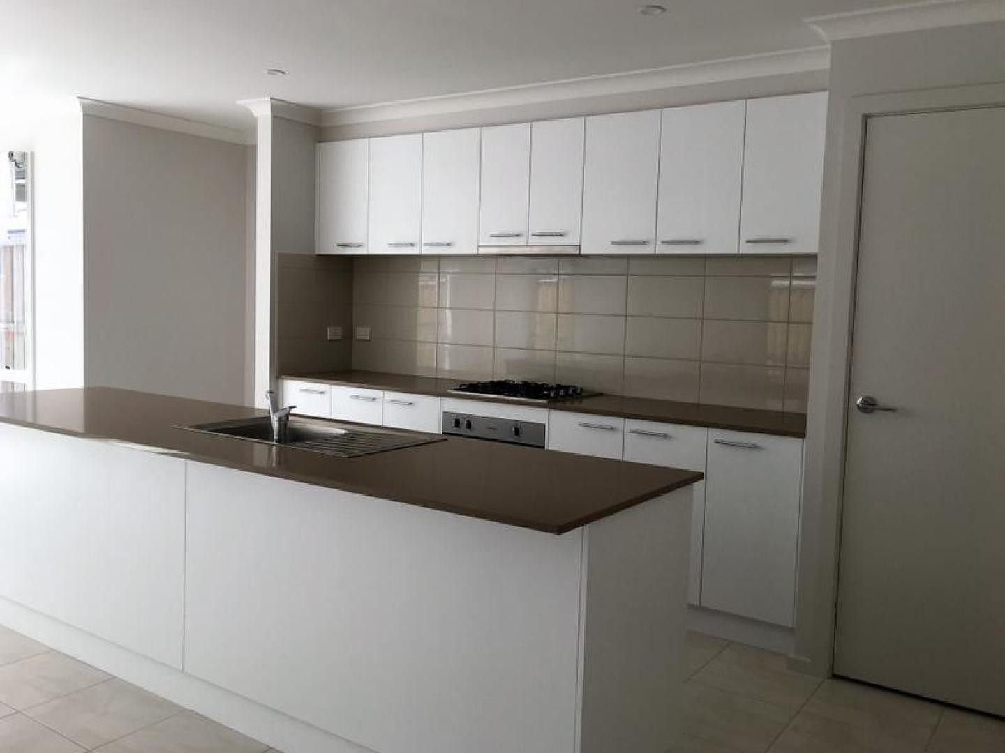 142 Primrose Avenue, Officer, VIC 3809 - Thumbnail 1 - 29/05/2019