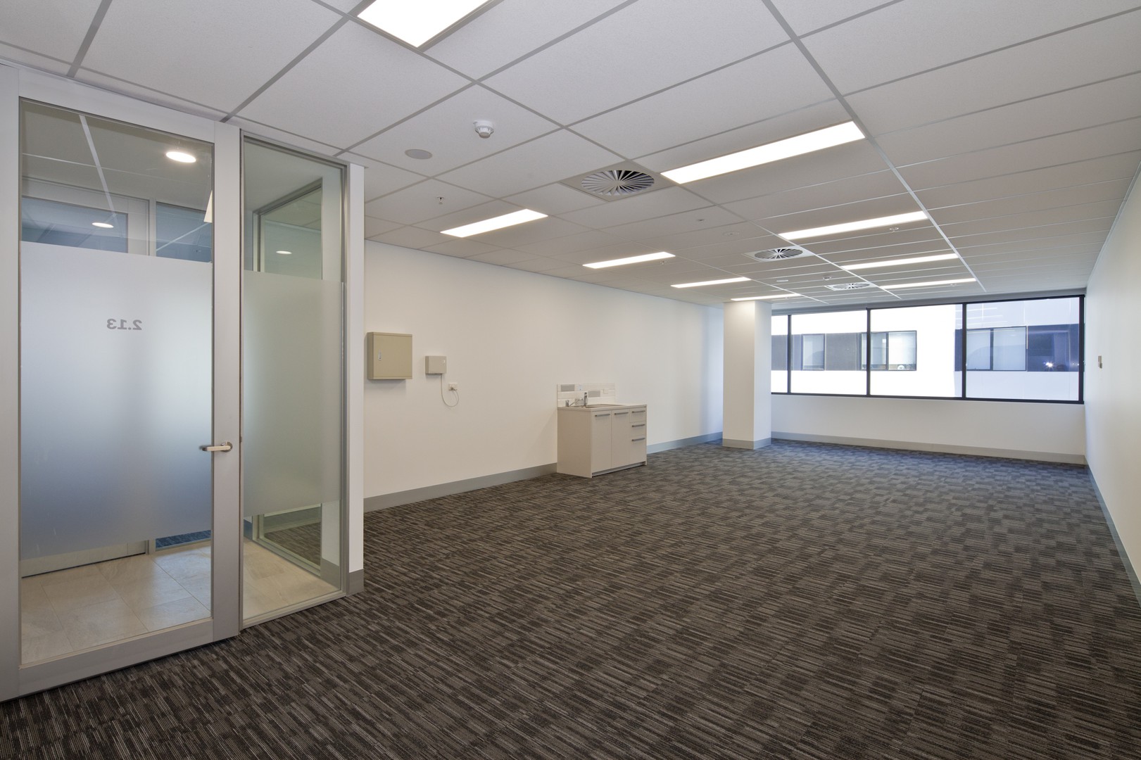 213/111 Overton  Road, Williams Landing, VIC 3027 - Thumbnail 1 - 31/05/2019