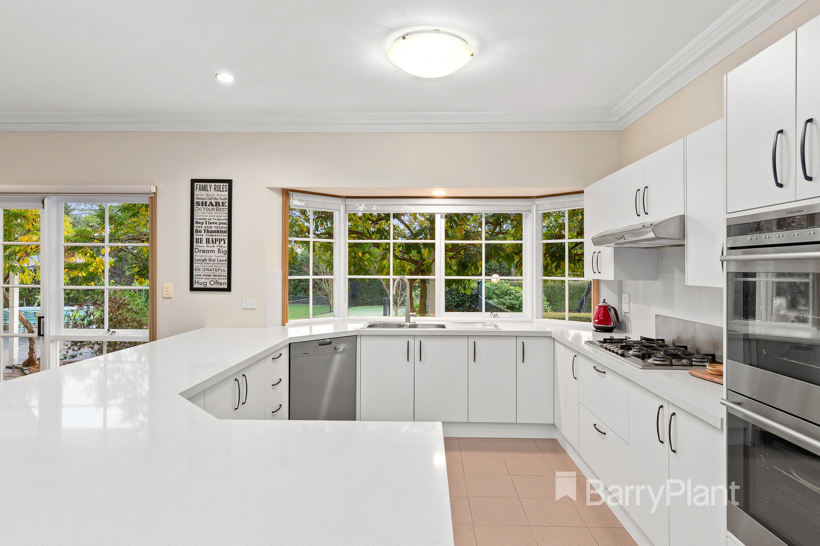 1 Arnold Drive, Donvale, VIC 3111, Donvale - Thumbnail 3