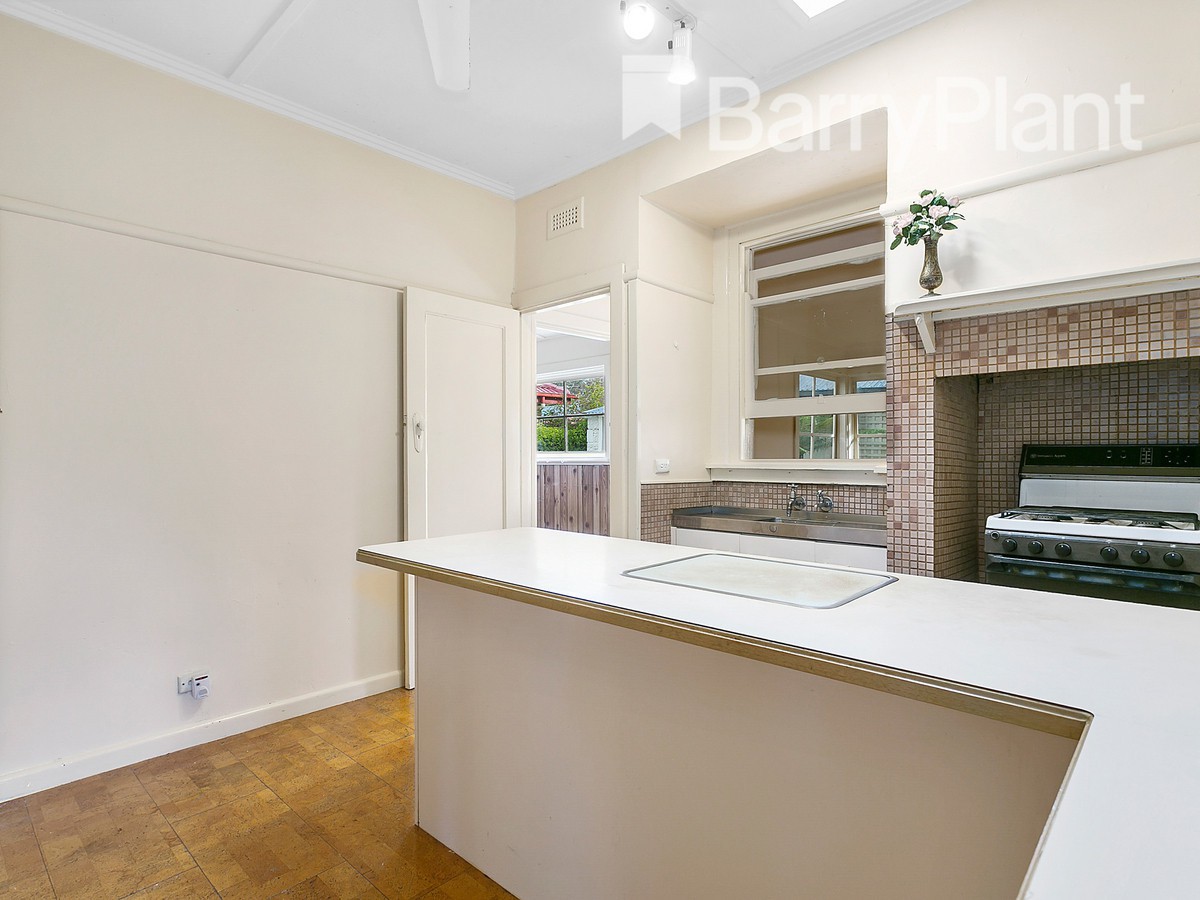 28 Boneo Road, Rosebud, VIC 3939 - Thumbnail 2 - 07/06/2019