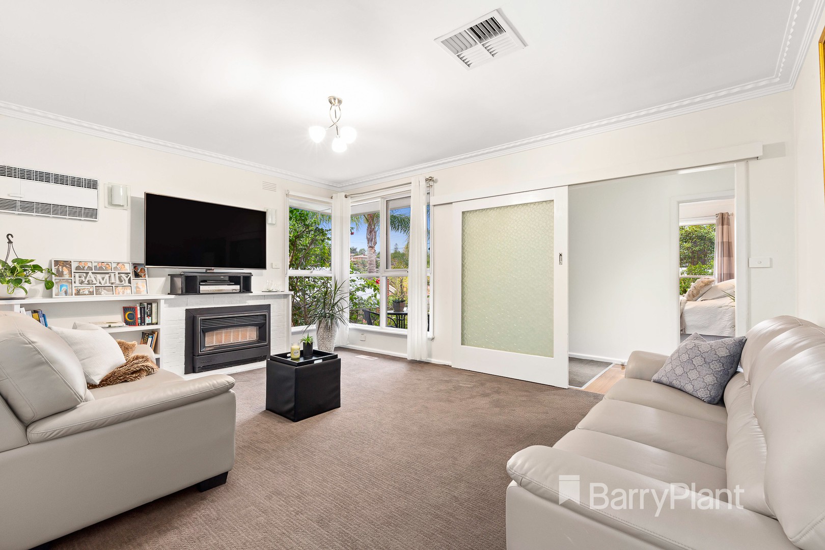 17 Sylvia Street, Templestowe Lower, VIC 3107, Templestowe Lower - Thumbnail 4