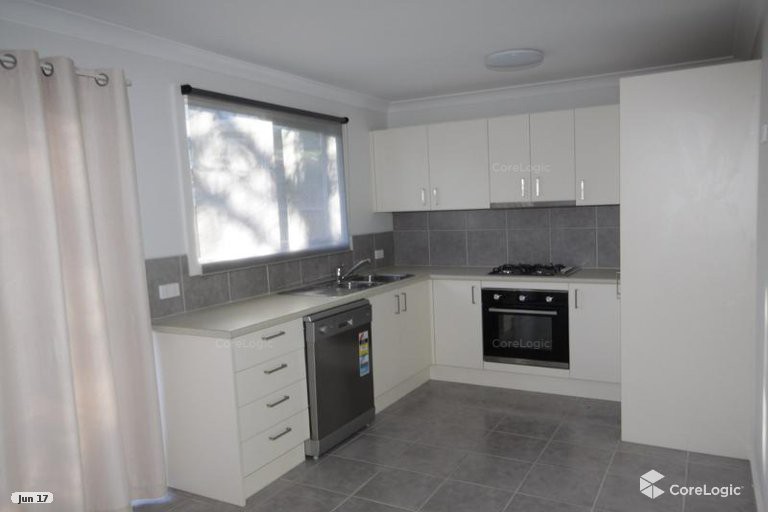 5 Boronia Crescent, Cockatoo, VIC 3781 - Thumbnail 2 - 11/06/2019