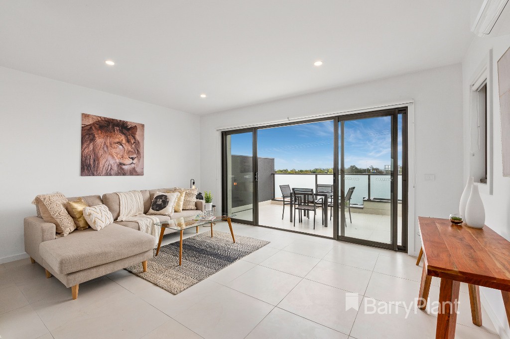 1/2 Floriston Road, Boronia, VIC 3155 - Thumbnail 2 - 12/06/2019