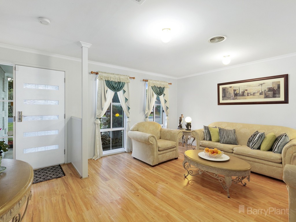 4 Natanya Way, Kilsyth, VIC 3137 - Thumbnail 2 - 17/06/2019