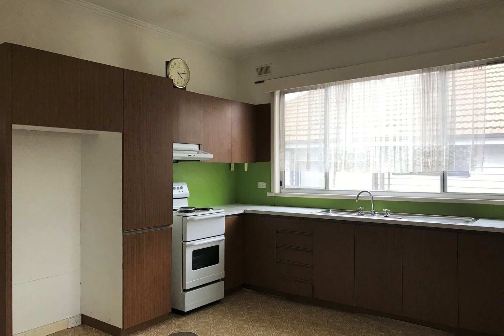 1 Masters Street, Dandenong, VIC 3175 - Thumbnail 2 - 20/06/2019