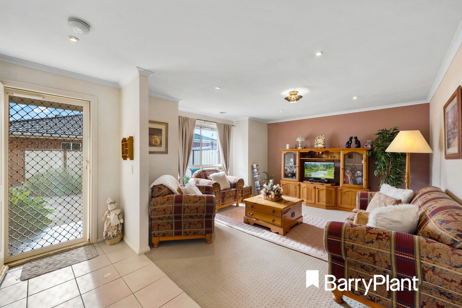 2/16 Staton Crescent, Melton West, VIC 3337 - Thumbnail 2 - 20/06/2019