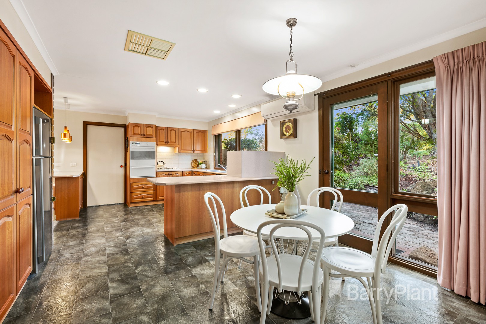 15 Whitelodge Court, Donvale, VIC 3111, Donvale - Thumbnail 6