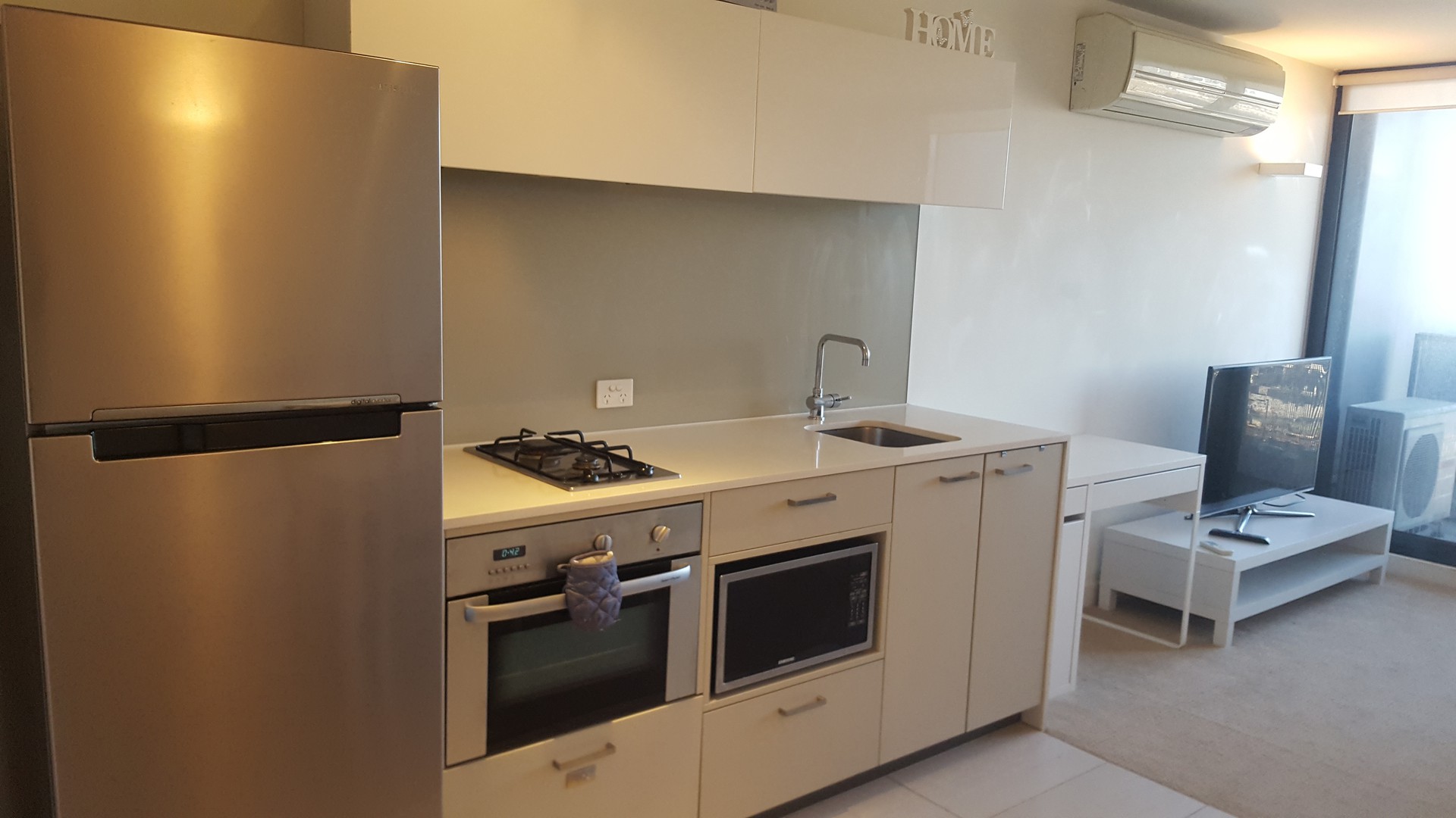 1511/200 Spencer Street, Melbourne, VIC 3000 - Thumbnail 2 - 24/06/2019