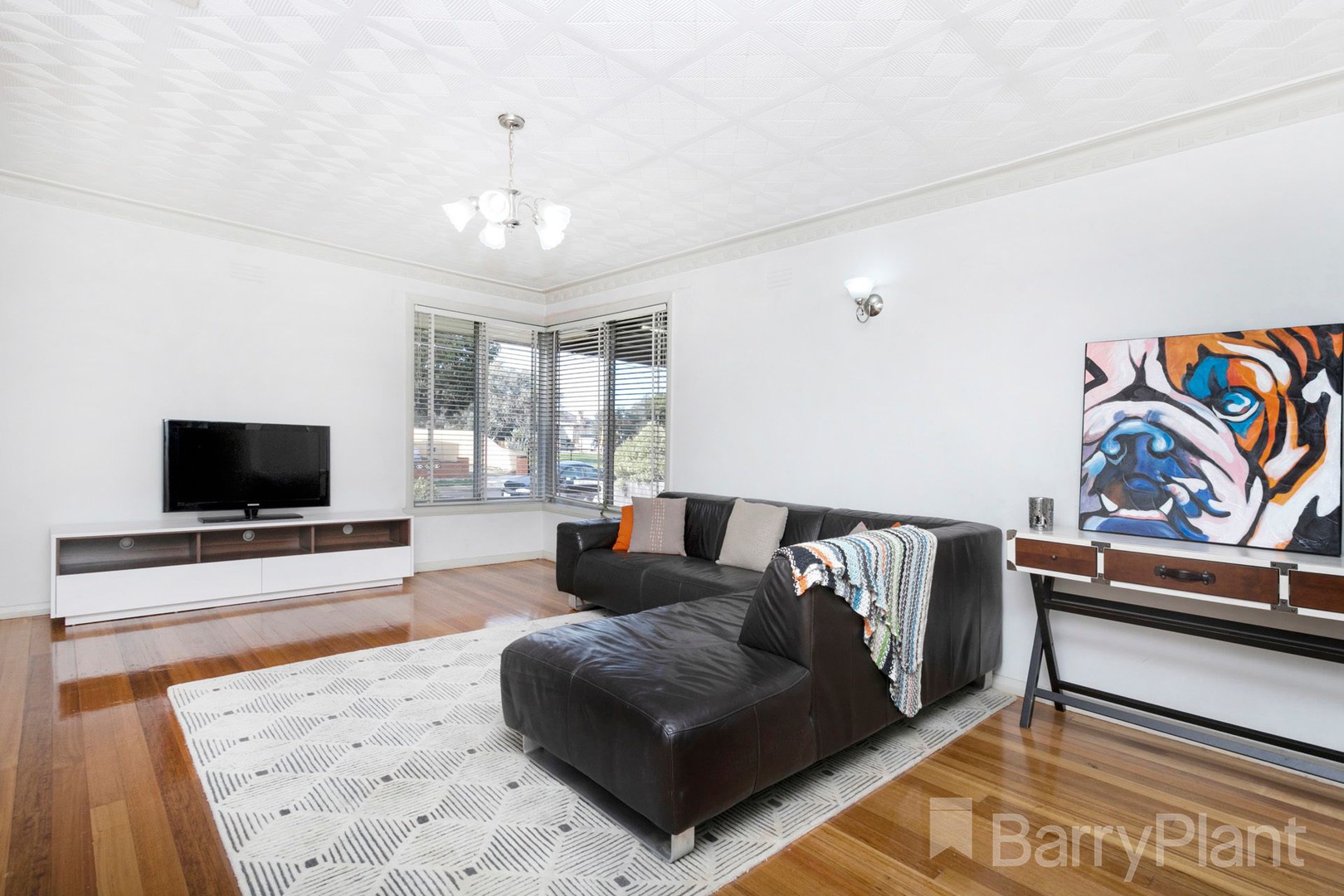 27 Krambruk Street, Sunshine West, VIC 3020 - Thumbnail 2 - 02/07/2019