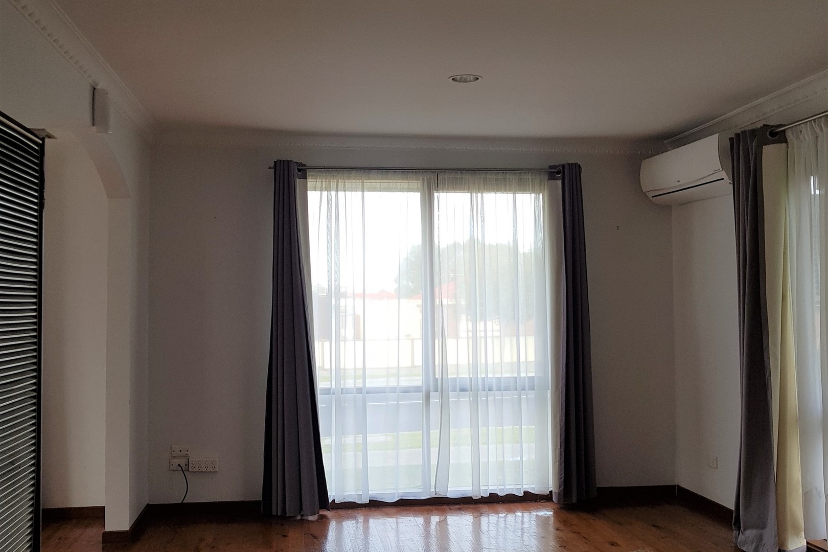 42 Evergreen Avenue, Albanvale, VIC 3021 - Thumbnail 2 - 05/07/2019