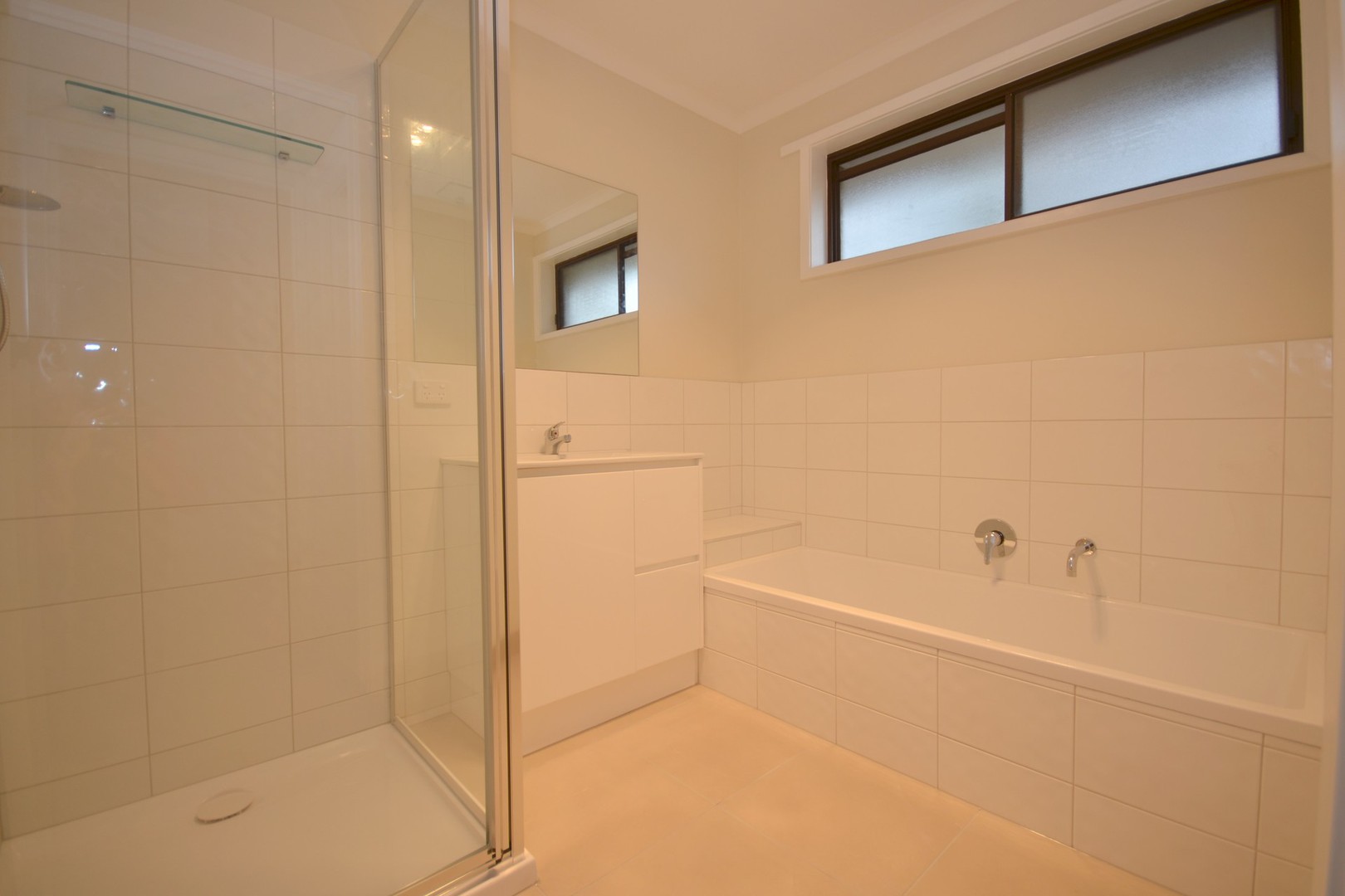 6 Mitchell Court, Soldiers Hill, VIC 3350 - Thumbnail 1 - 22/07/2019