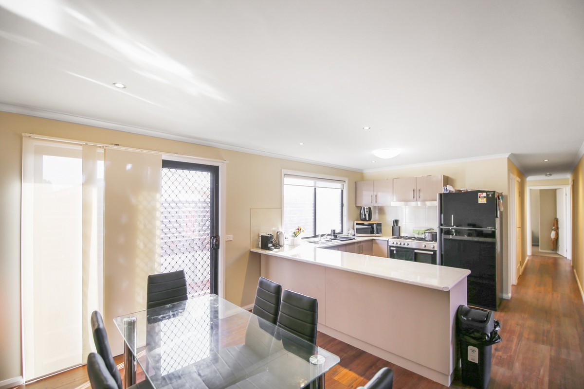 41 Benalla Street, Benalla, VIC 3672 - Thumbnail 2 - 24/07/2019