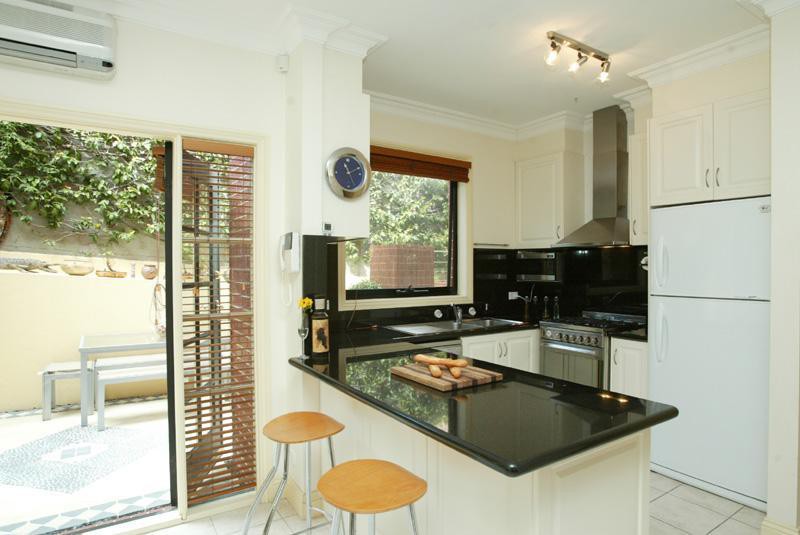 11/32 Fisher Parade, Ascot Vale, VIC 3032 - Thumbnail 2 - 26/07/2019