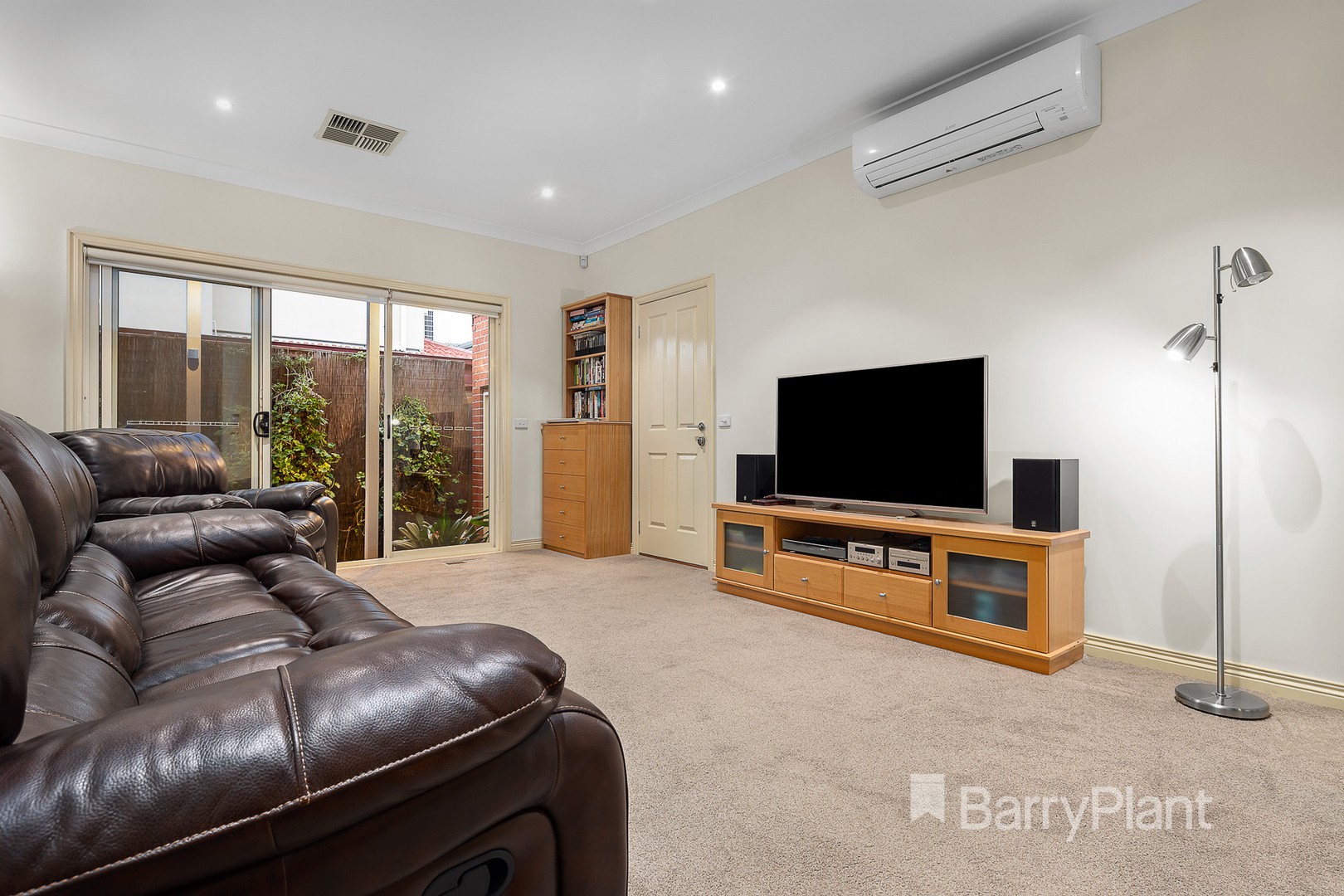 3/4-6 Roger StreetDoncaster East, VIC 3109, Doncaster East - Thumbnail 2