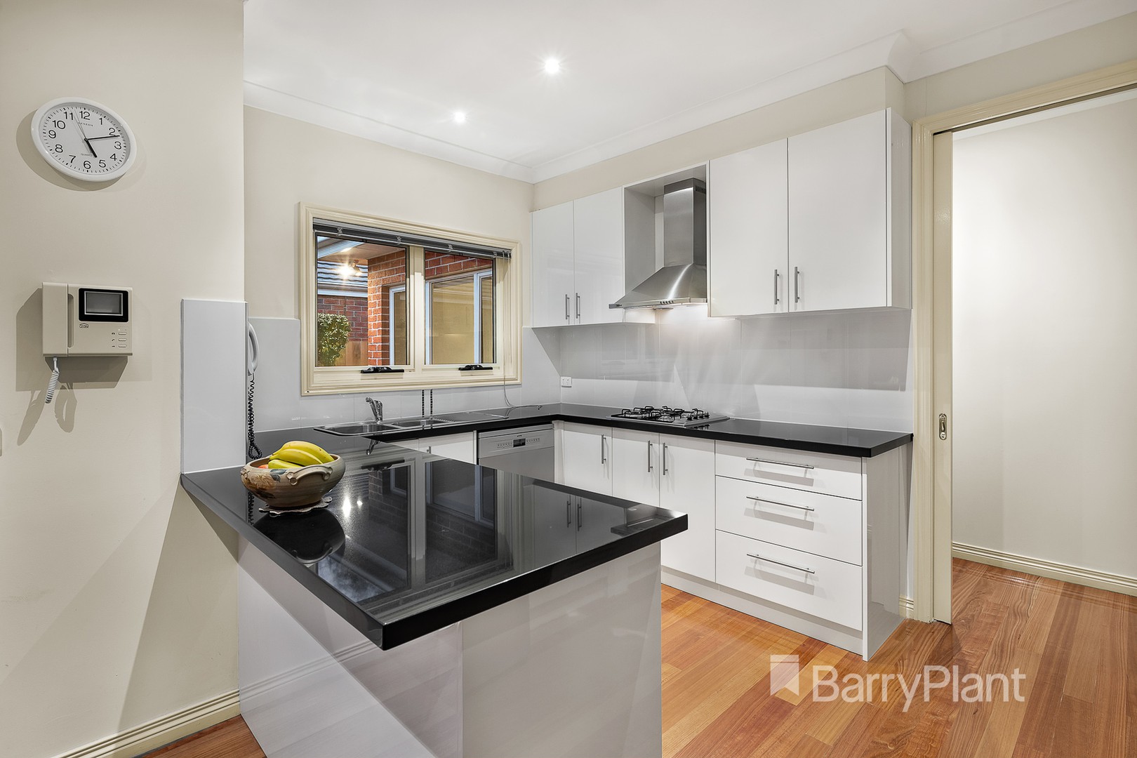 3/4-6 Roger StreetDoncaster East, VIC 3109, Doncaster East - Thumbnail 3