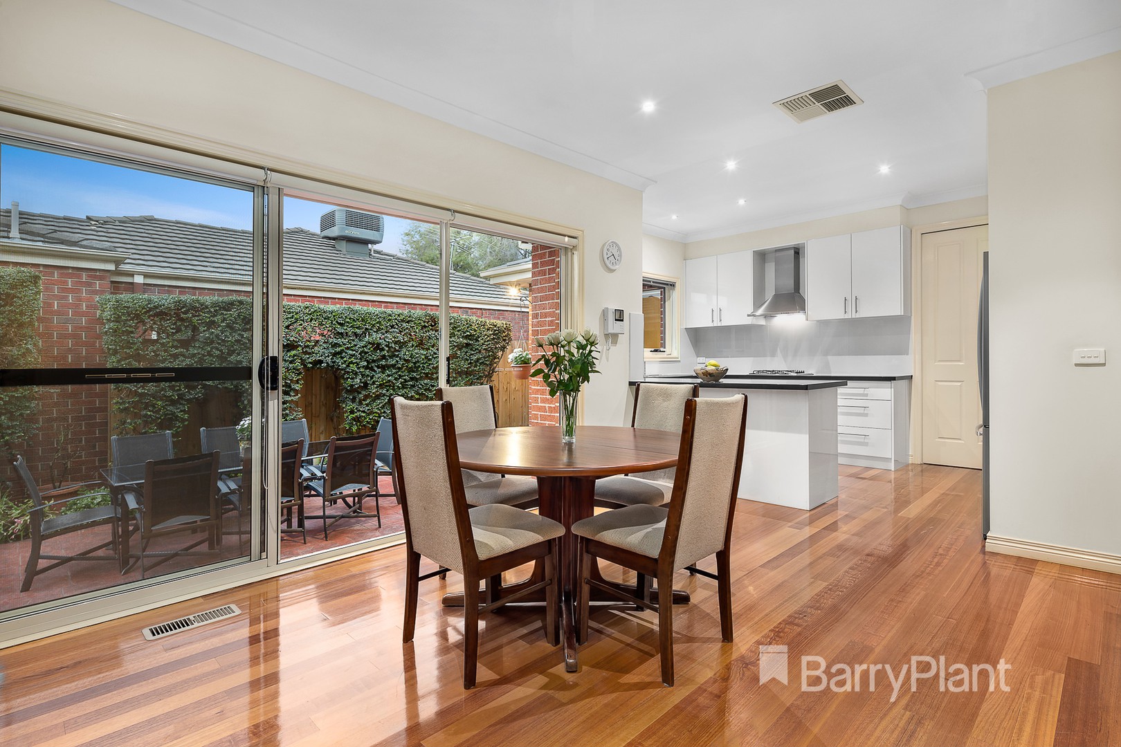 3/4-6 Roger StreetDoncaster East, VIC 3109, Doncaster East - Thumbnail 4