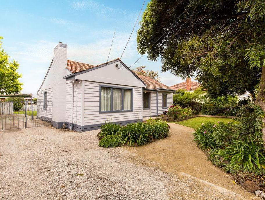 5 Huddersfield Road, Deer Park, VIC 3023 - Thumbnail 1 - 02/08/2019