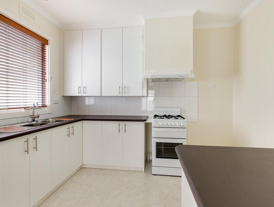 5 Huddersfield Road, Deer Park, VIC 3023 - Thumbnail 2 - 02/08/2019