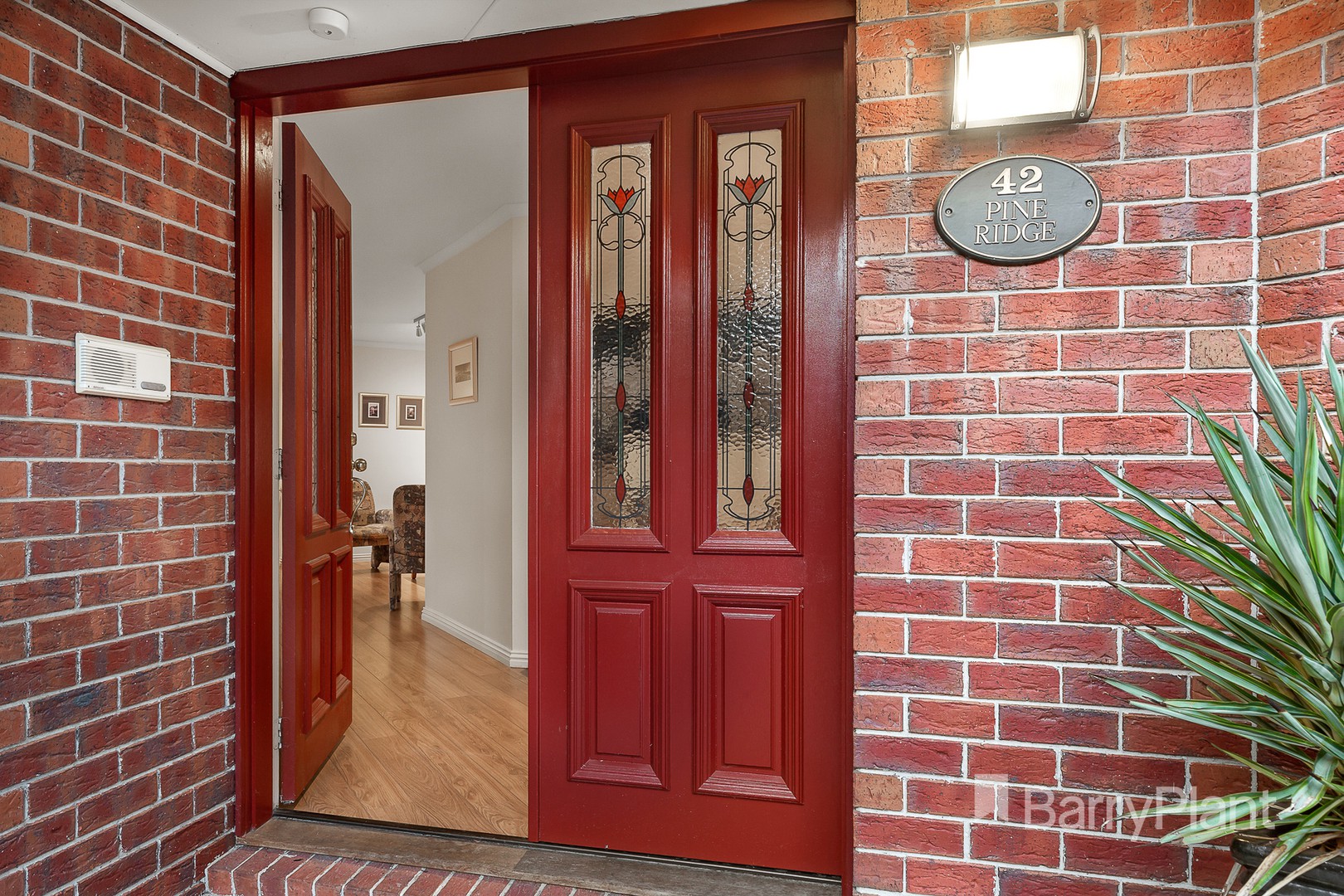 42 Pine Ridge, Donvale, VIC 3111 - Thumbnail 2 - 08/08/2019