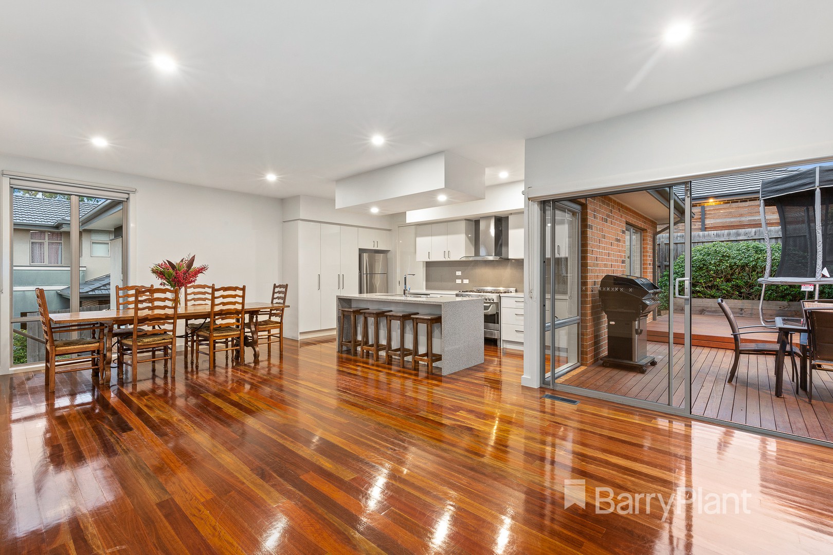 6 Vaucluse CourtDonvale, VIC 3111, Donvale - Thumbnail 2
