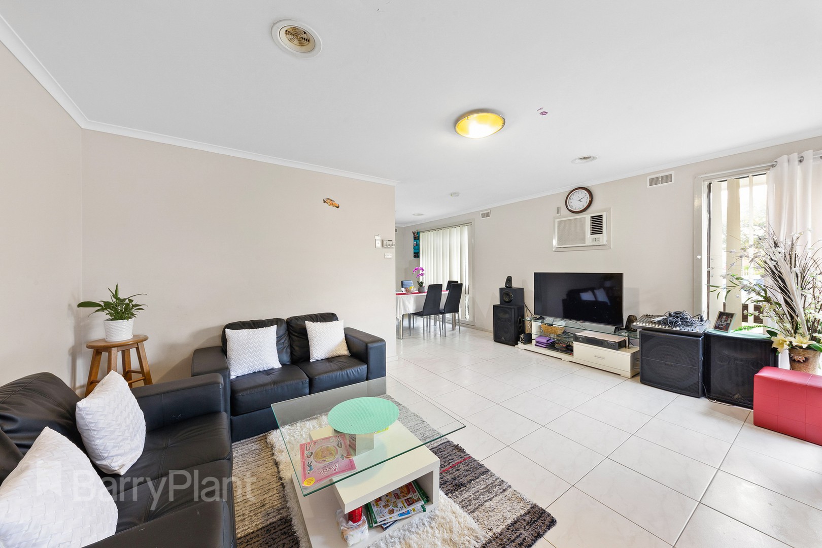 16 Tarlee Drive, Albanvale, VIC 3021 - Thumbnail 1 - 08/08/2019