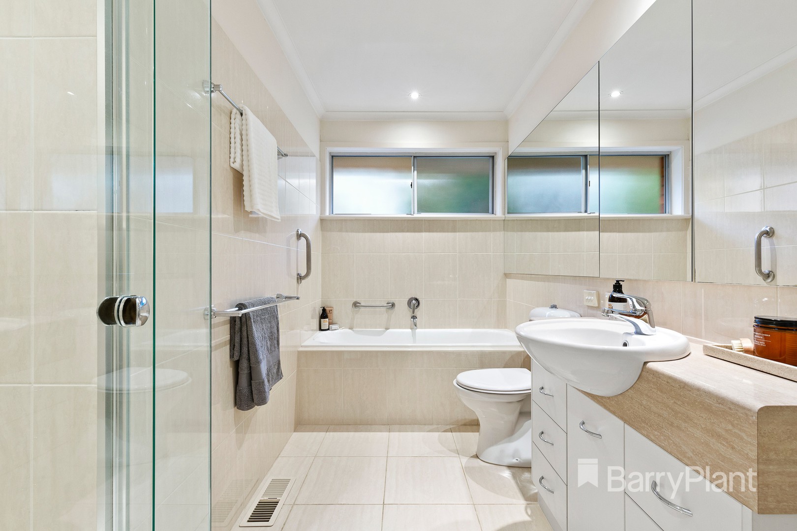 28 Sandra Street, Bulleen, VIC 3105, Bulleen - Thumbnail 7