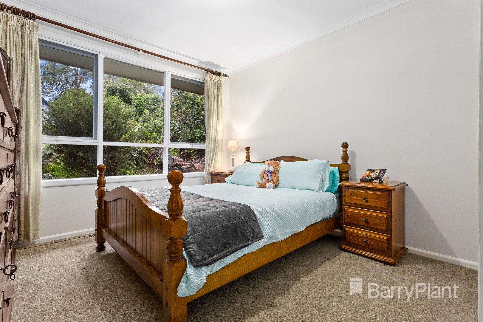 17 Gordon GroveMontmorency, VIC 3094, Montmorency - Thumbnail 3