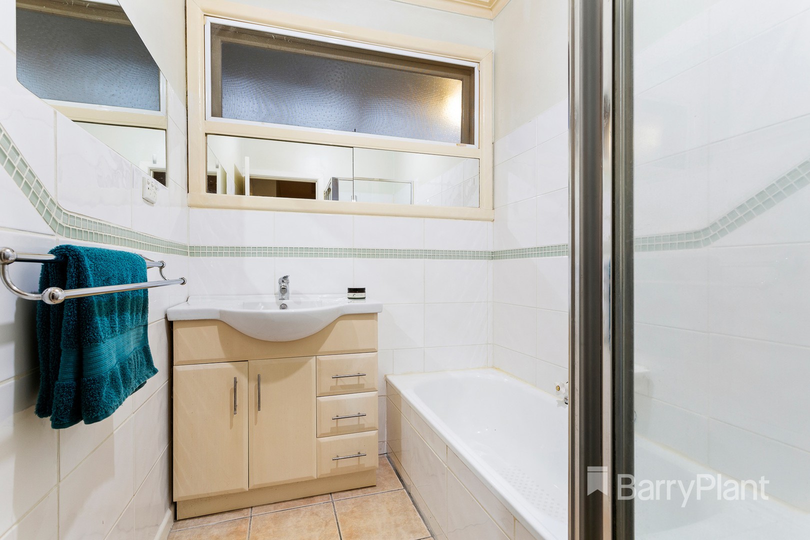17 Gordon GroveMontmorency, VIC 3094, Montmorency - Thumbnail 6
