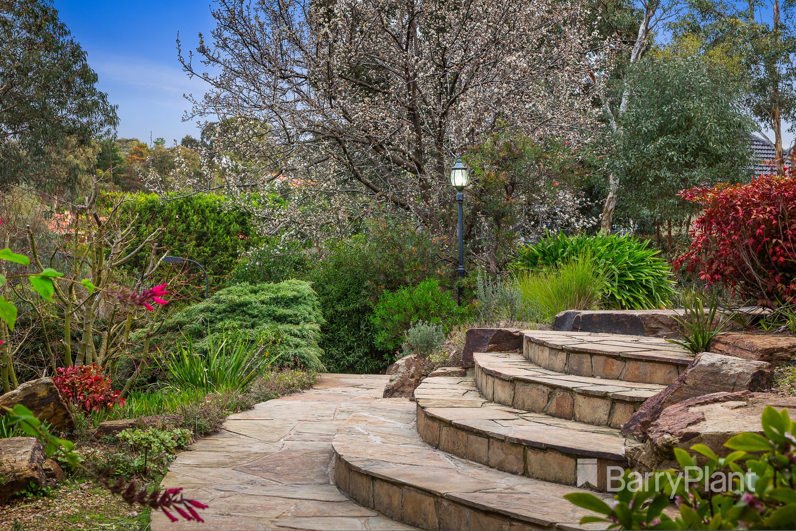 9 Pamela Court, Warrandyte, VIC 3113, Warrandyte - Thumbnail 2