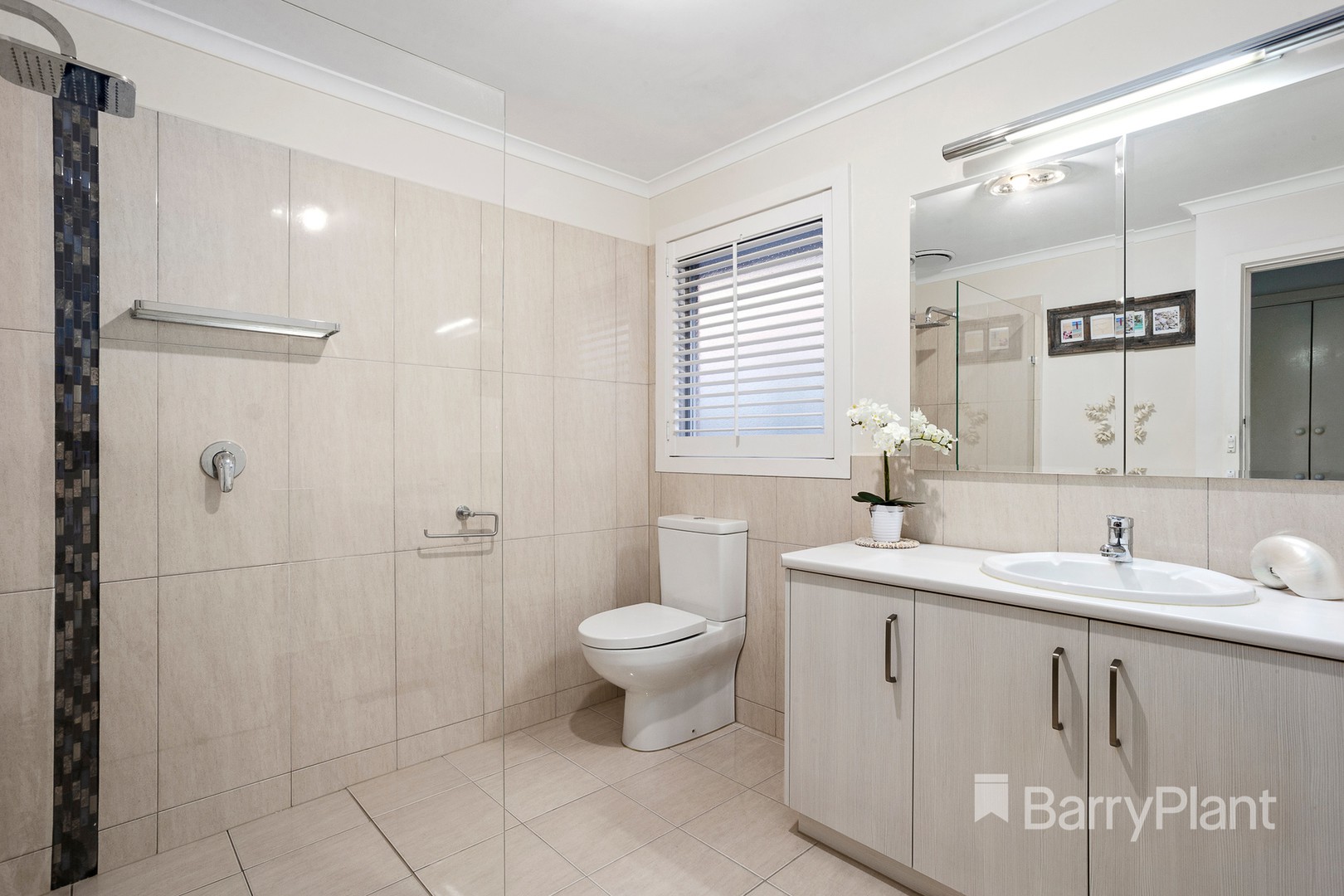 10 Ross Street, Doncaster East, VIC 3109, Doncaster East - Thumbnail 8